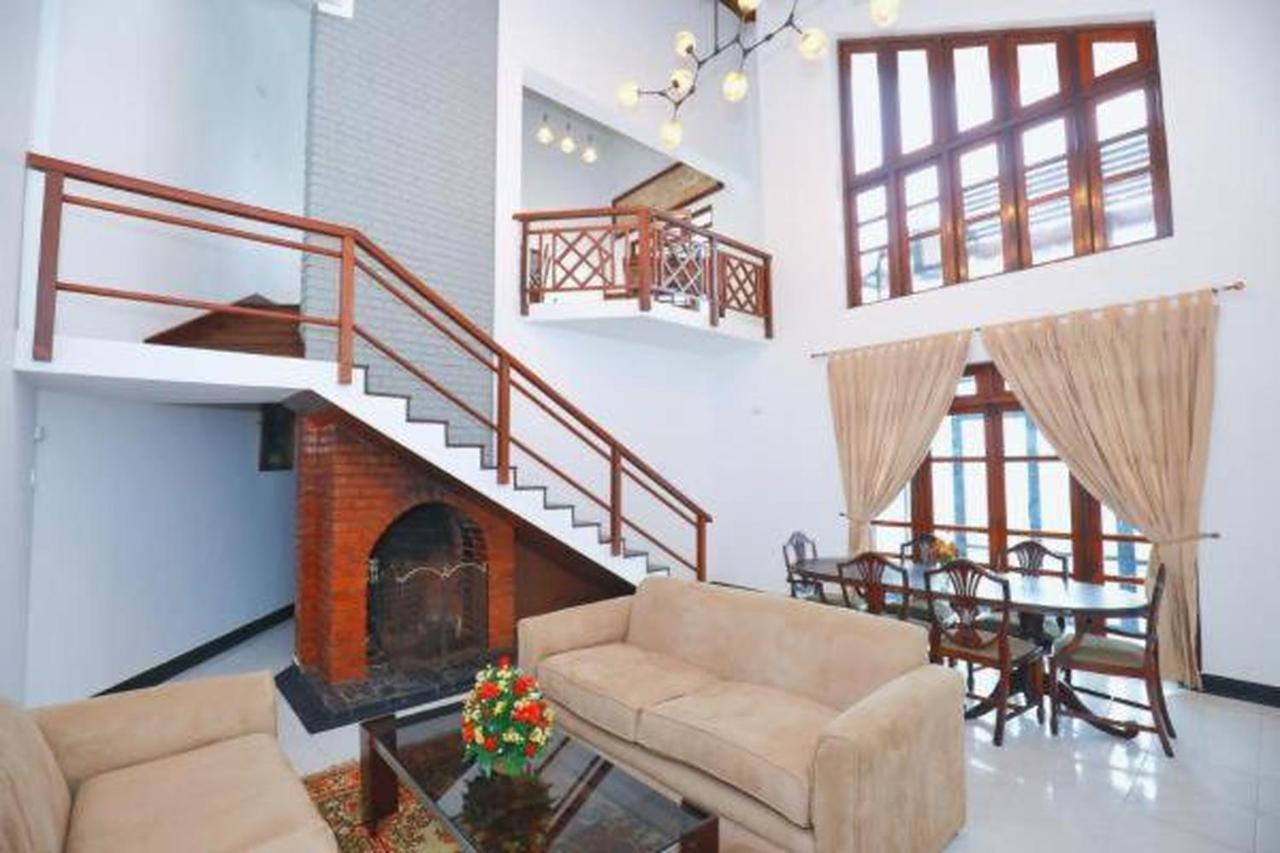Lake View Holiday Resort นูวาราเอลิยา ภายนอก รูปภาพ