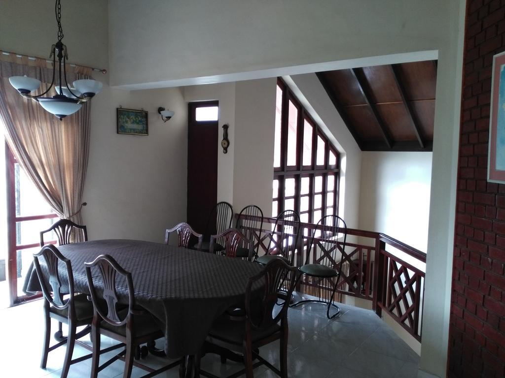 Lake View Holiday Resort นูวาราเอลิยา ภายนอก รูปภาพ