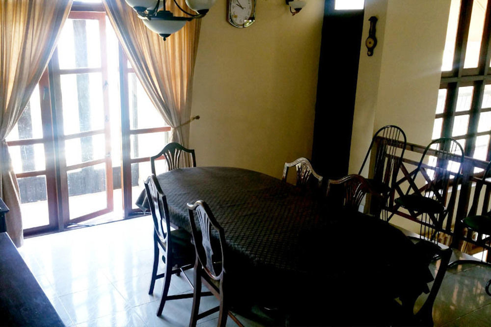 Lake View Holiday Resort นูวาราเอลิยา ภายนอก รูปภาพ